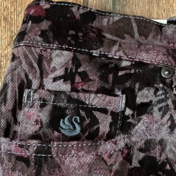 👖 NWT Gloria Vanderbilt brand women’s “Amanda” style jeans - Picture 4 of 11